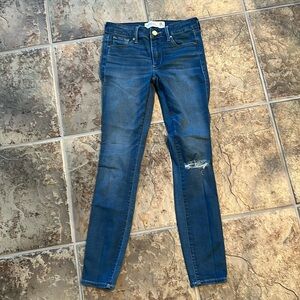 Abercrombie & Fitch blue jeggings- size 0R